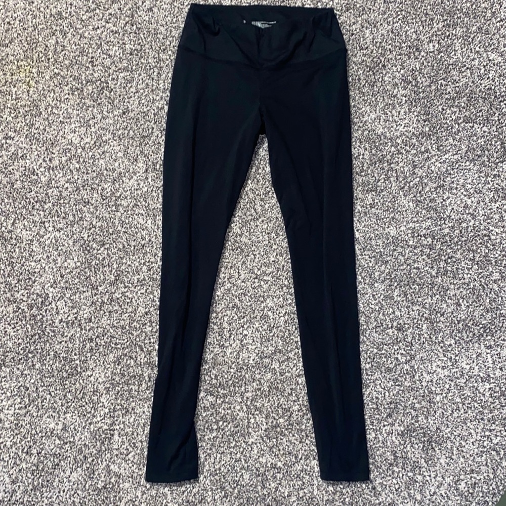 Black leggings